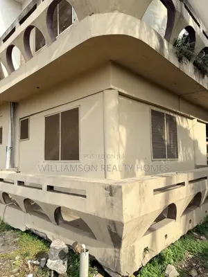 1bdrm Apartment in Community 18 Area, Spintex for rent