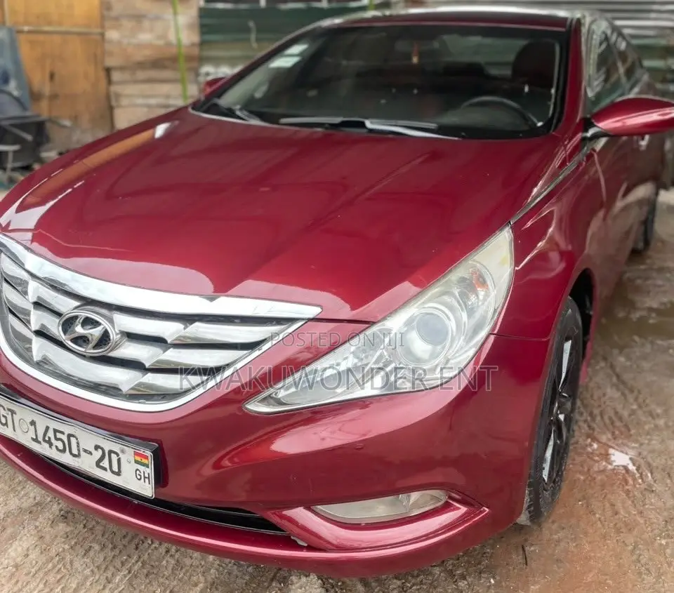 Hyundai Sonata 2013 Red