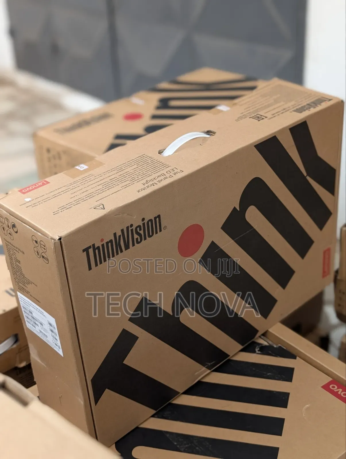 Lenovo ThinkVision 27" Inch USB C IPS 60hz 2K Resolution Monitor