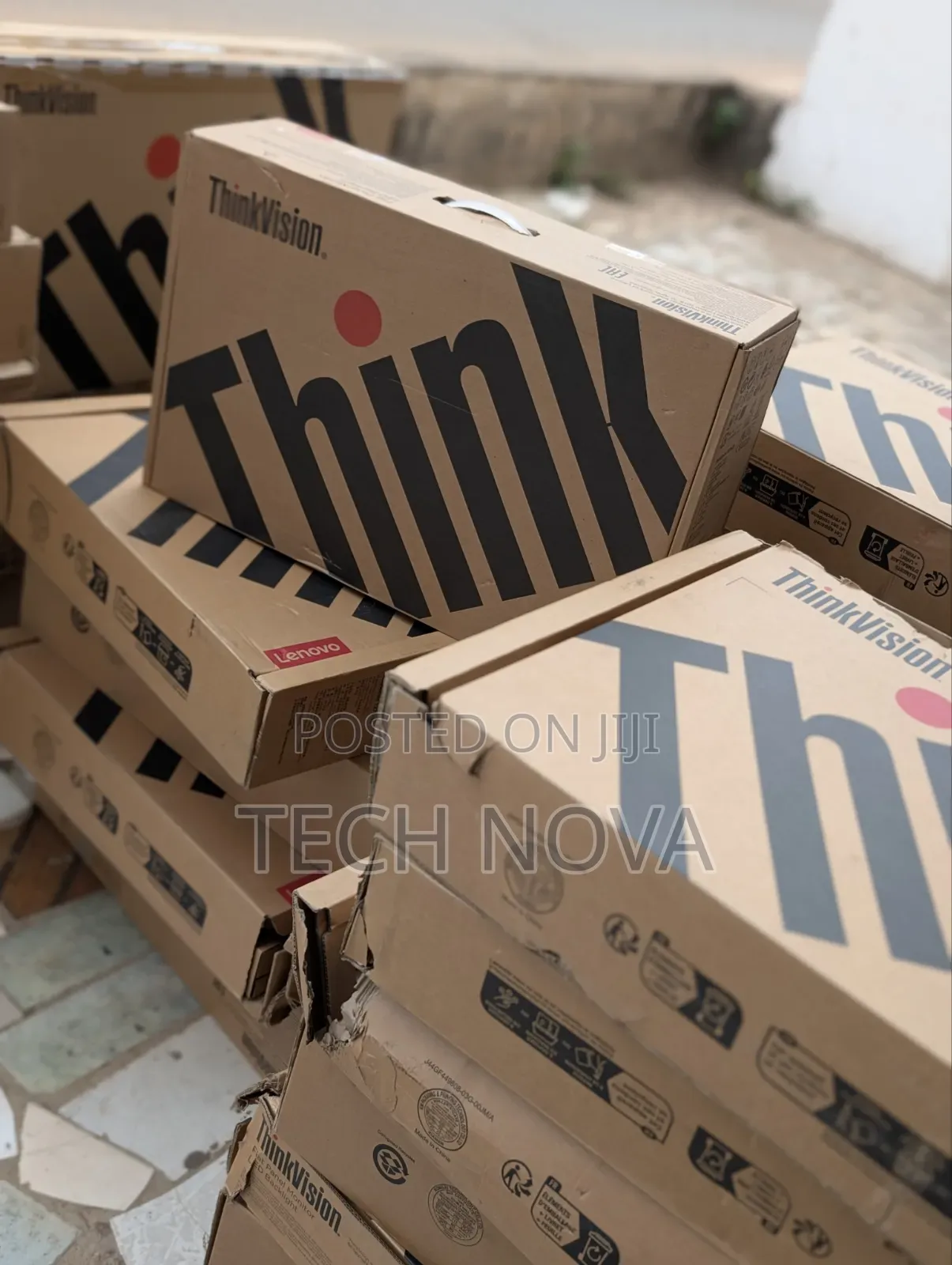 Lenovo ThinkVision 27" Inch USB C IPS 60hz 2K Resolution Monitor