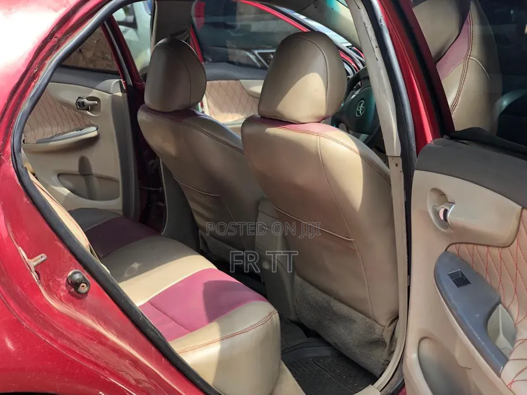 Toyota Corolla 2010 Red