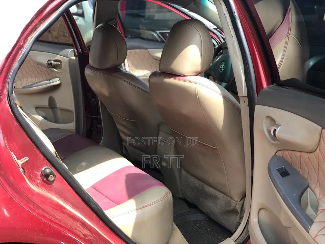 Toyota Corolla 2010 Red
