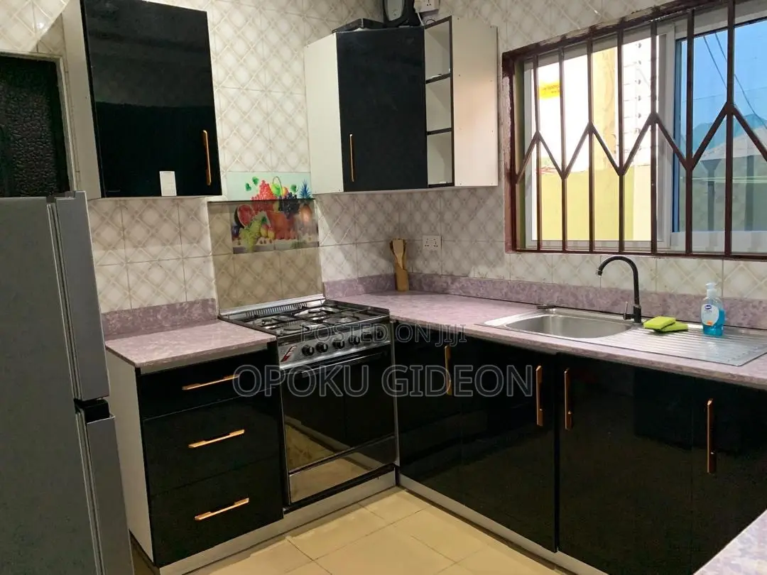 3bdrm House in Ayawaso, Olebu for sale