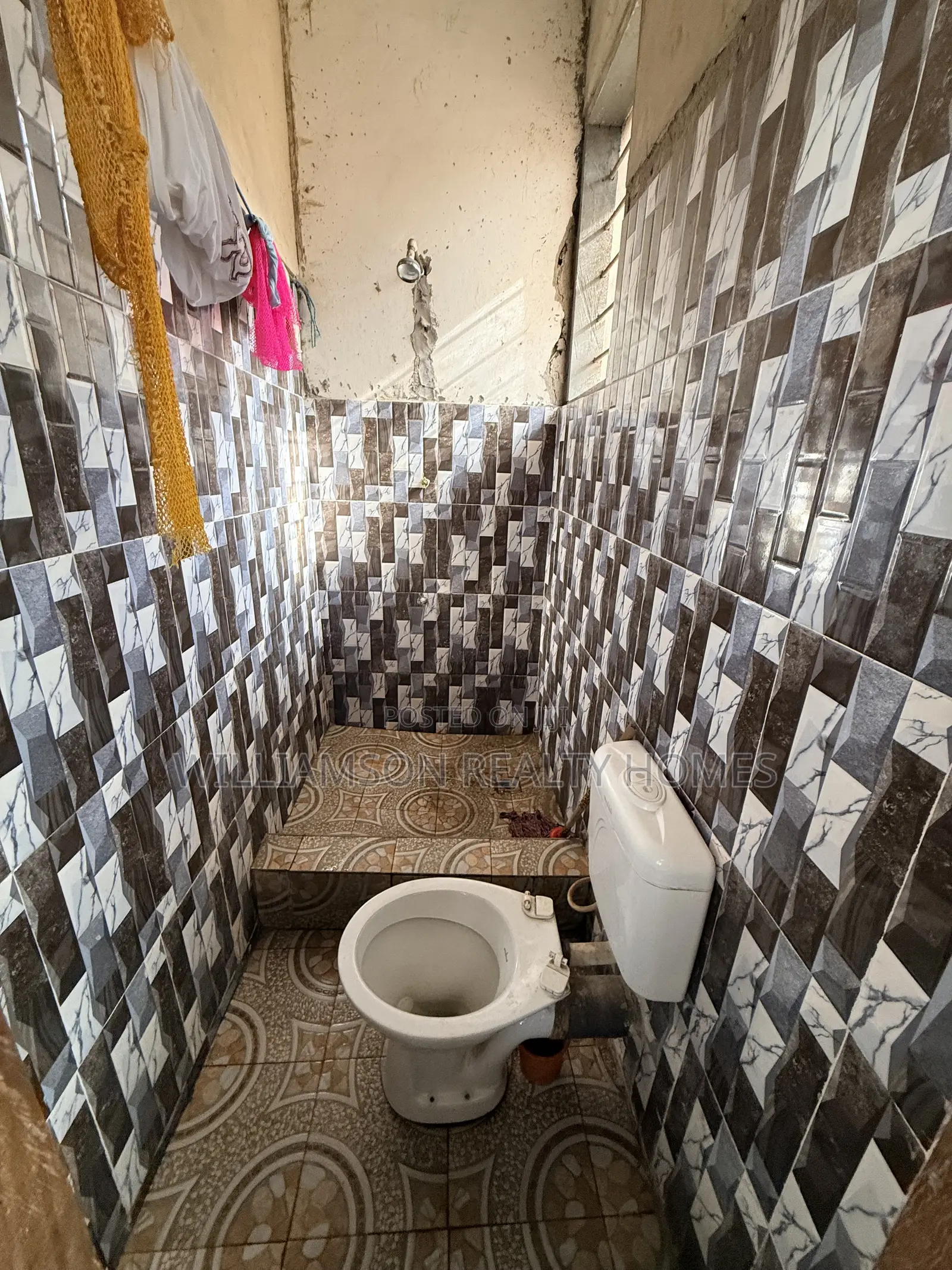 1bdrm Apartment in Community 18 Area, Spintex for rent