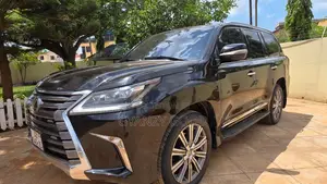 Lexus LX 2017 Black