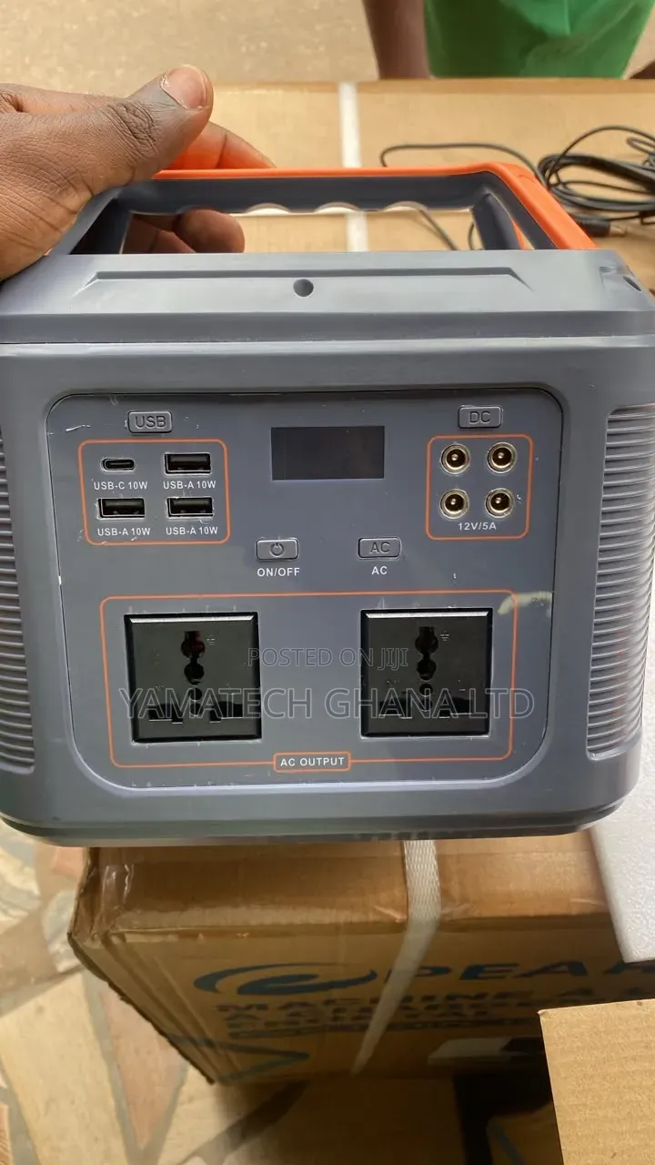 Fibon 550W Electric and Solar Power Station With 150W Panel + 4 Bulbs