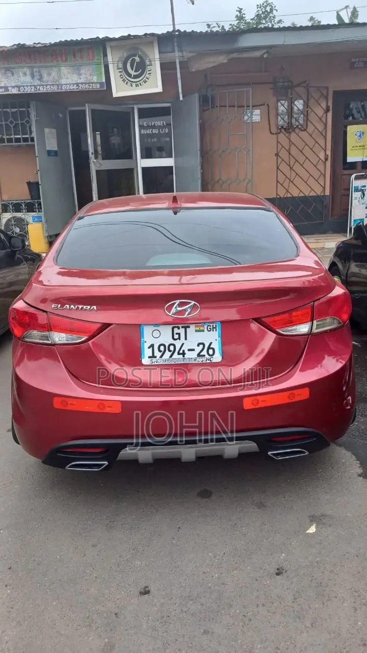 Hyundai Elantra GLS Automatic 2012 Red