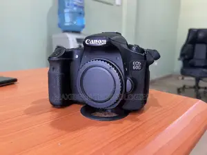 Canon EOS 60D 18MP DSLR Digital Camera Body Only - Used