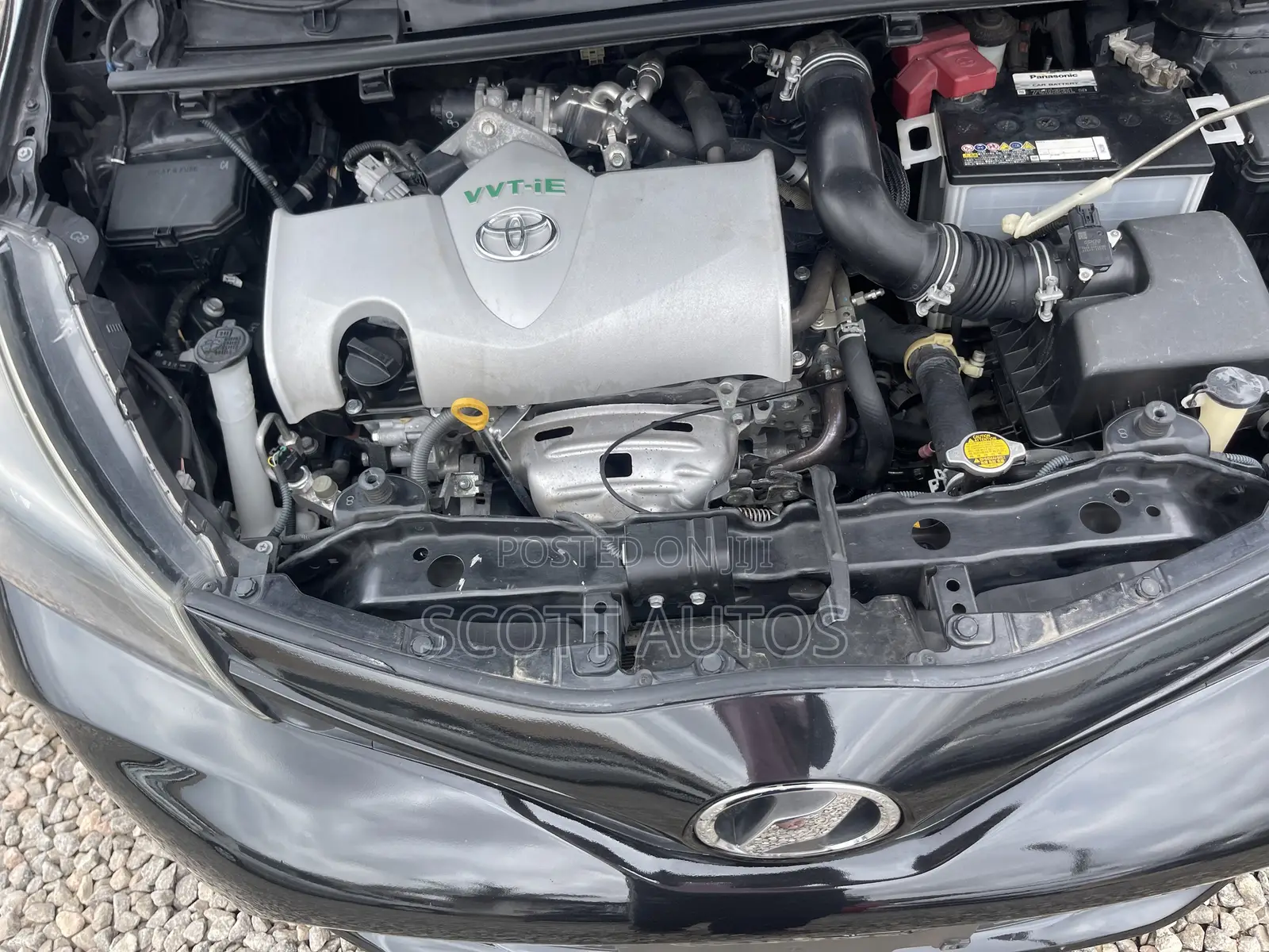 Toyota Vitz 1.3 AWD 3dr 2015 Black