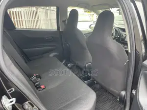 Toyota Vitz 1.3 AWD 3dr 2015 Black