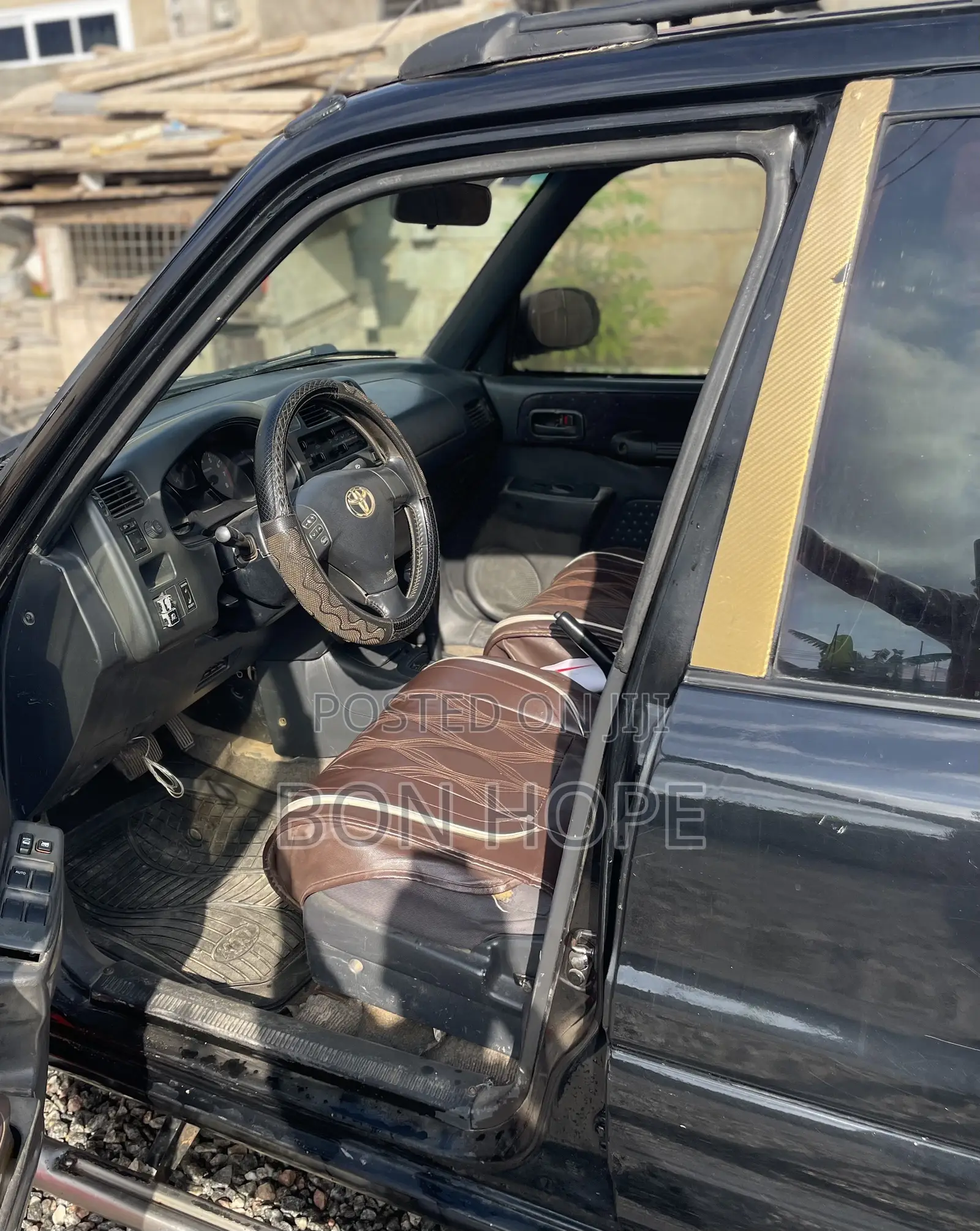Toyota RAV4 Automatic 2000 Black