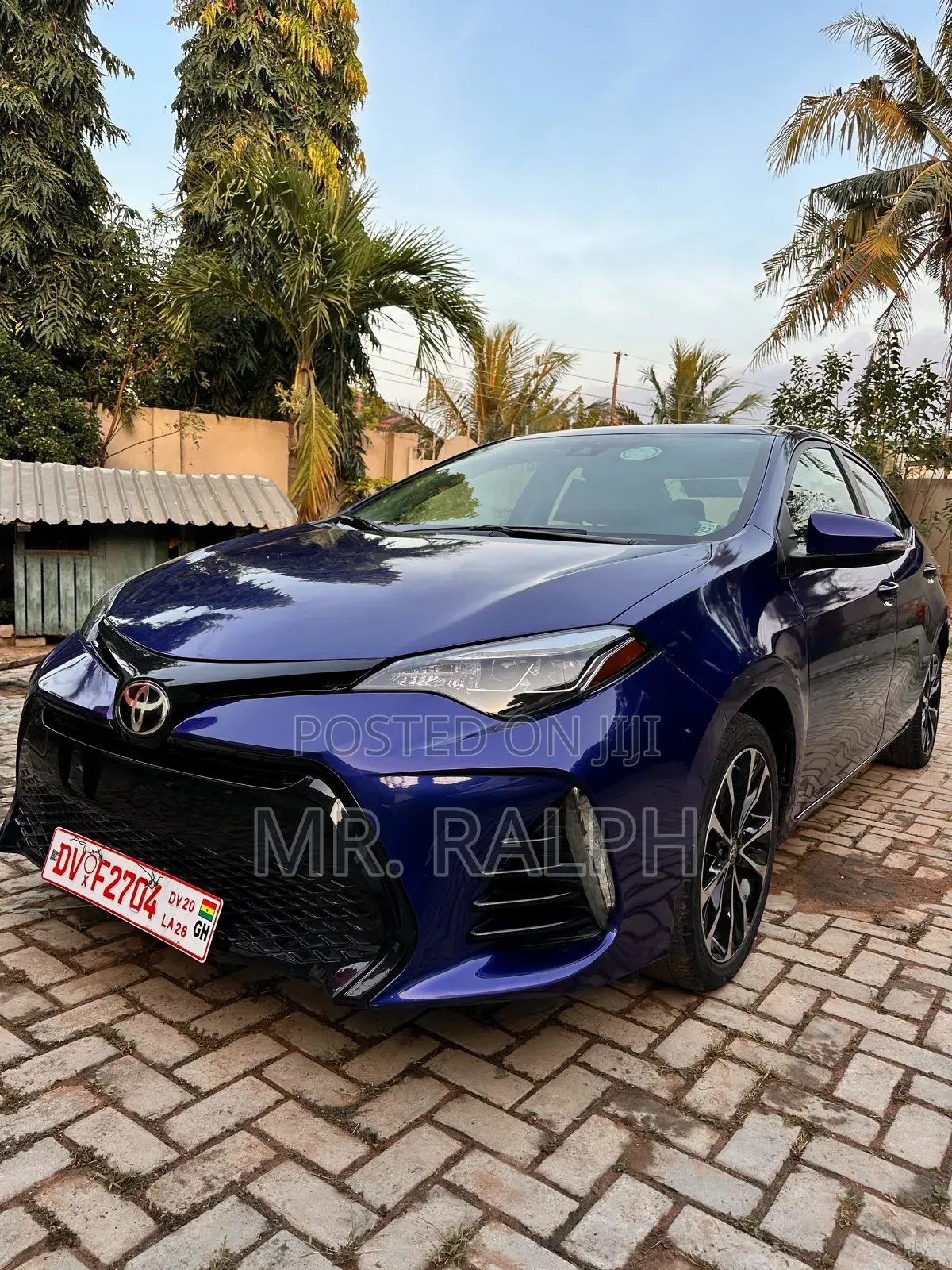 Toyota Corolla SE 4dr Sedan (1.8L 4cyl CVT) 2017 Blue