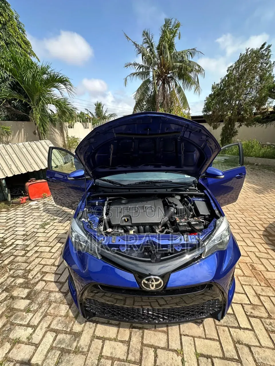 Toyota Corolla SE 4dr Sedan (1.8L 4cyl CVT) 2017 Blue