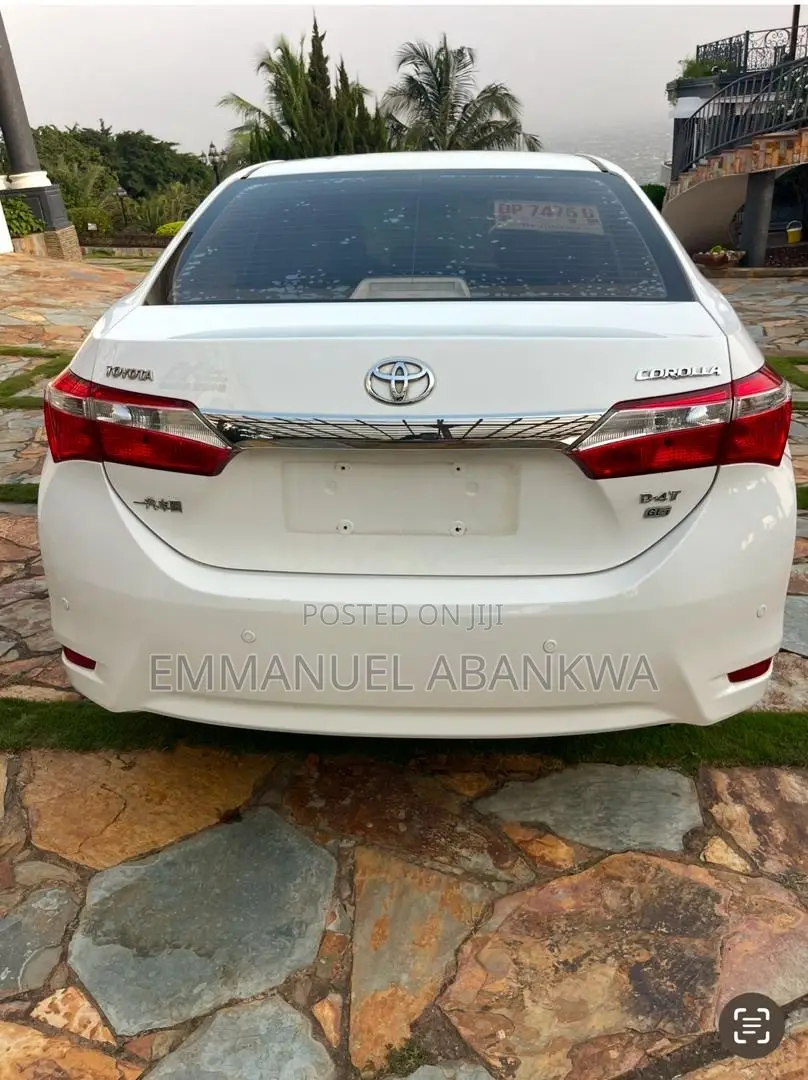 Toyota Corolla 2017 White