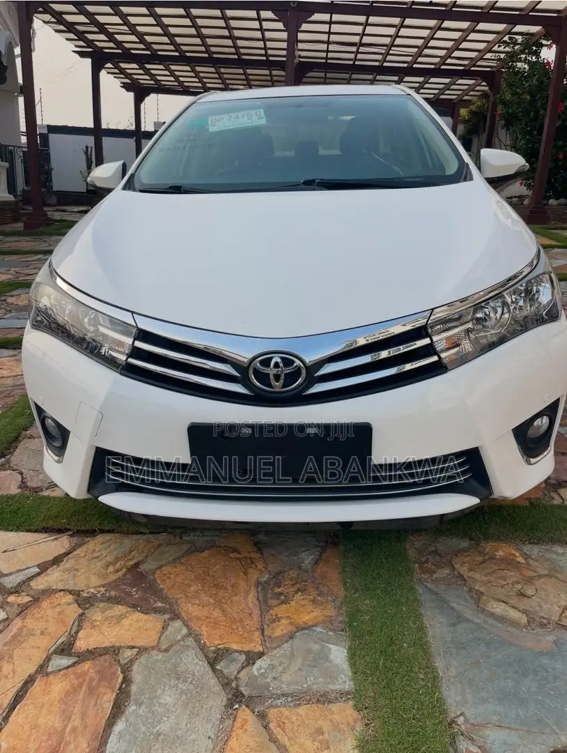 Toyota Corolla 2017 White
