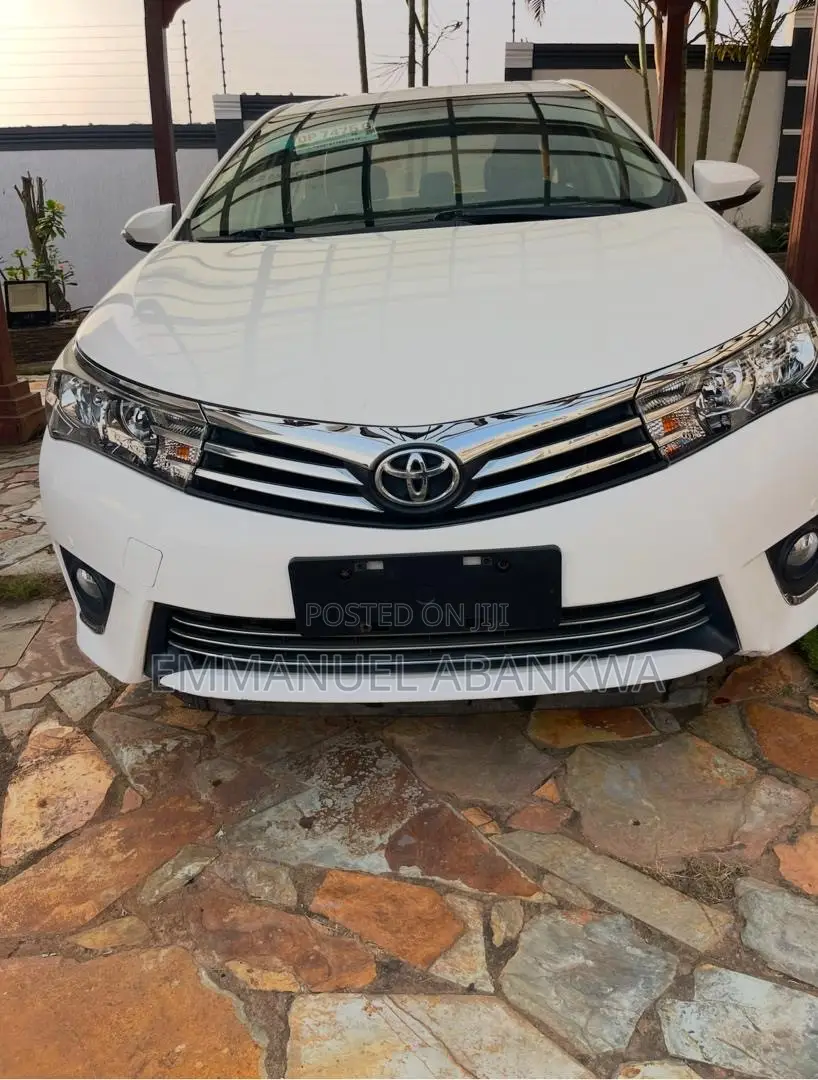Toyota Corolla 2017 White