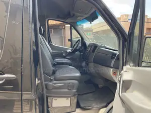 Mercedes-Benz Sprinter 2012 Black