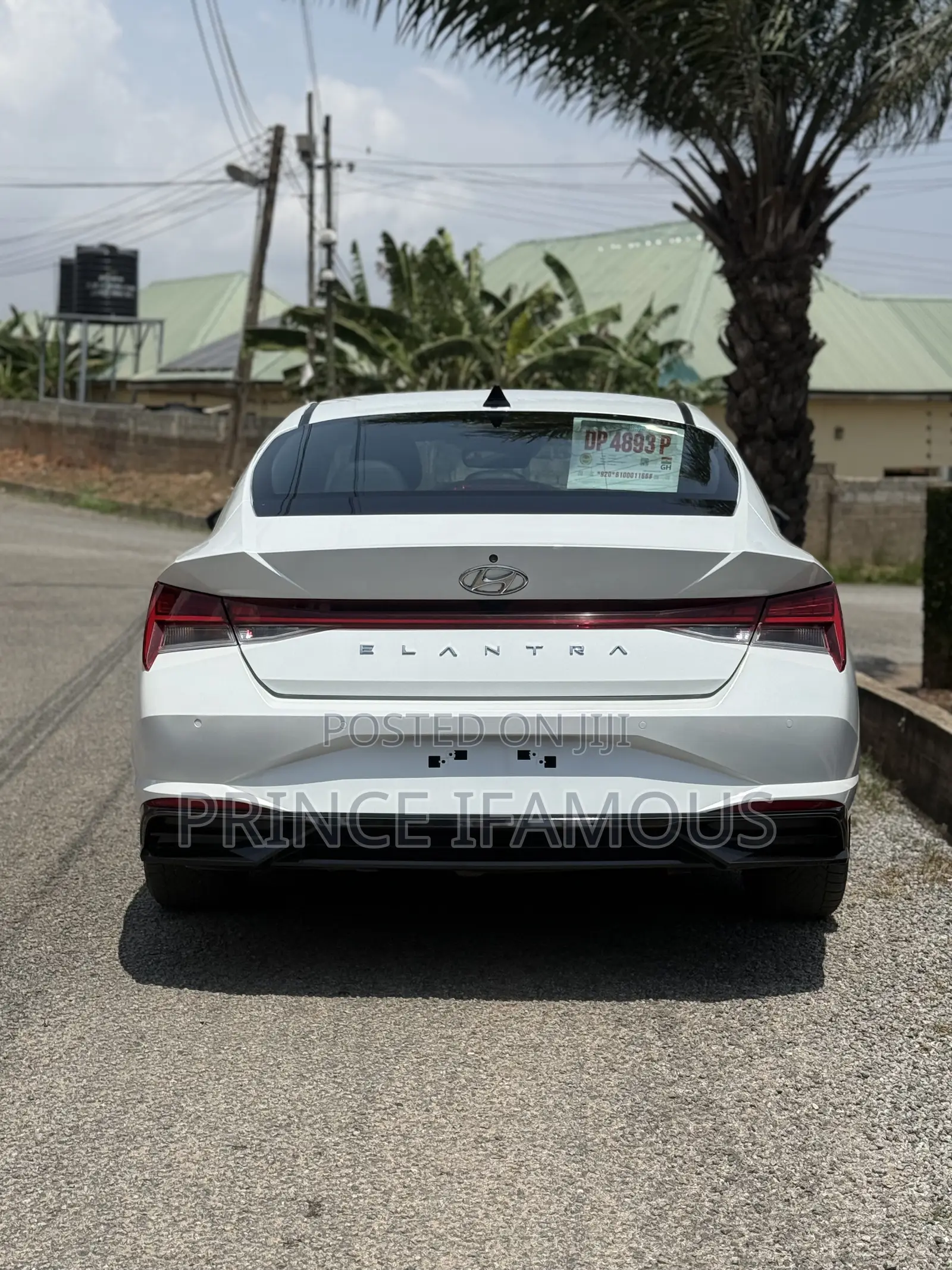 Hyundai Elantra Limited 2022 White
