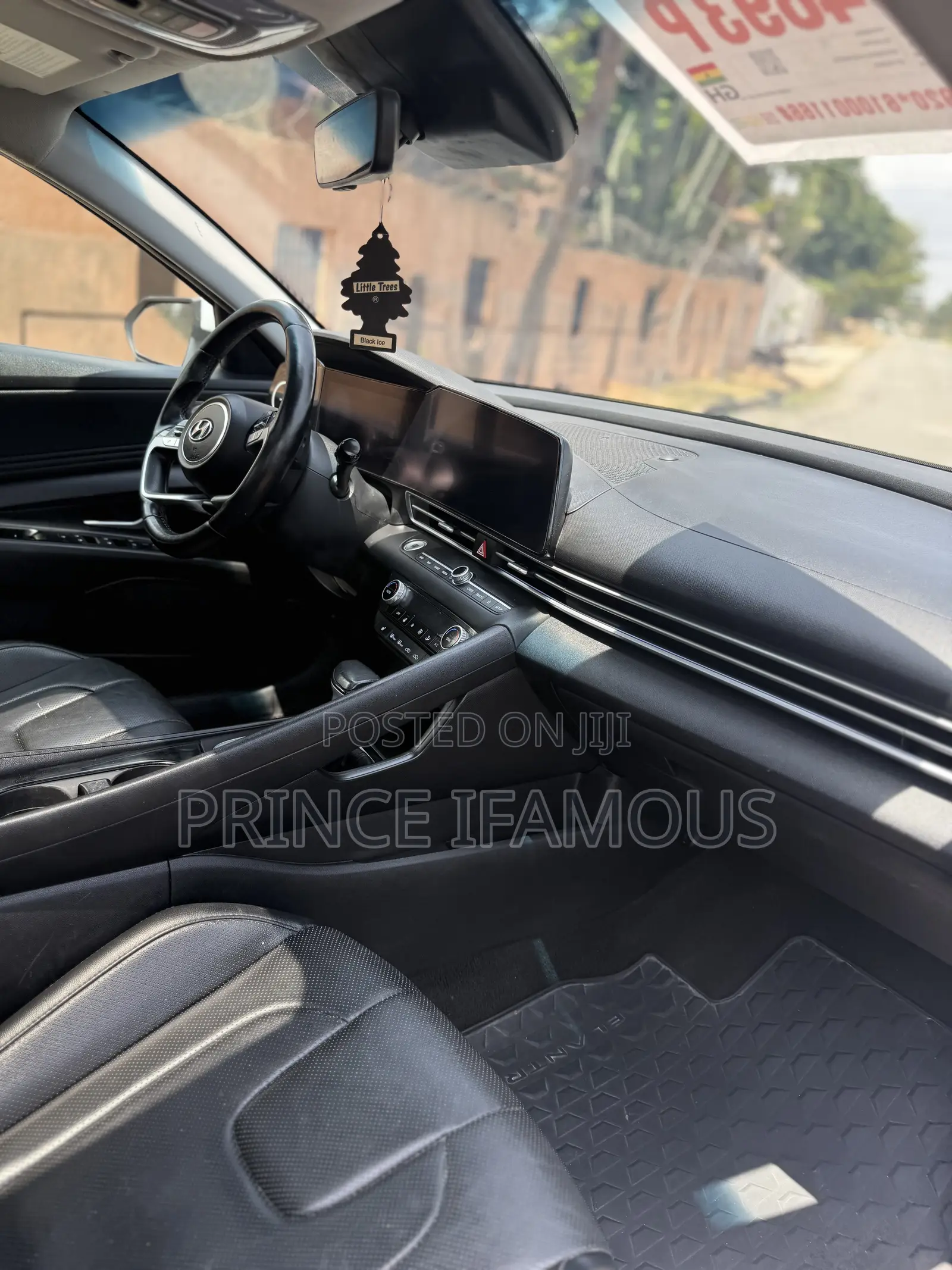Hyundai Elantra Limited 2022 White