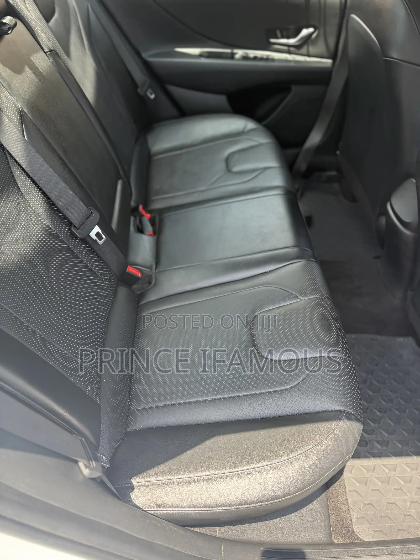 Hyundai Elantra Limited 2022 White