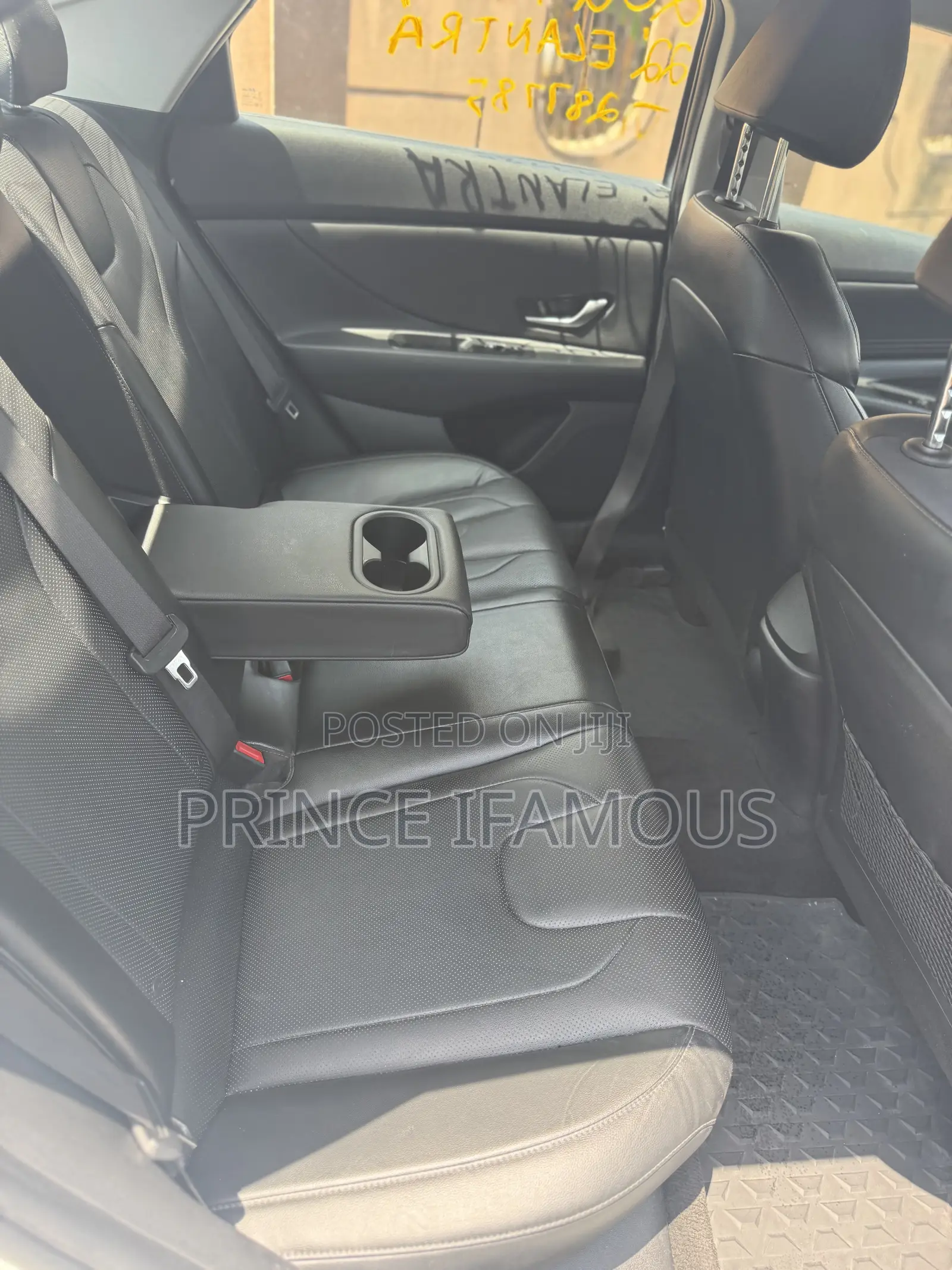 Hyundai Elantra Limited 2022 White