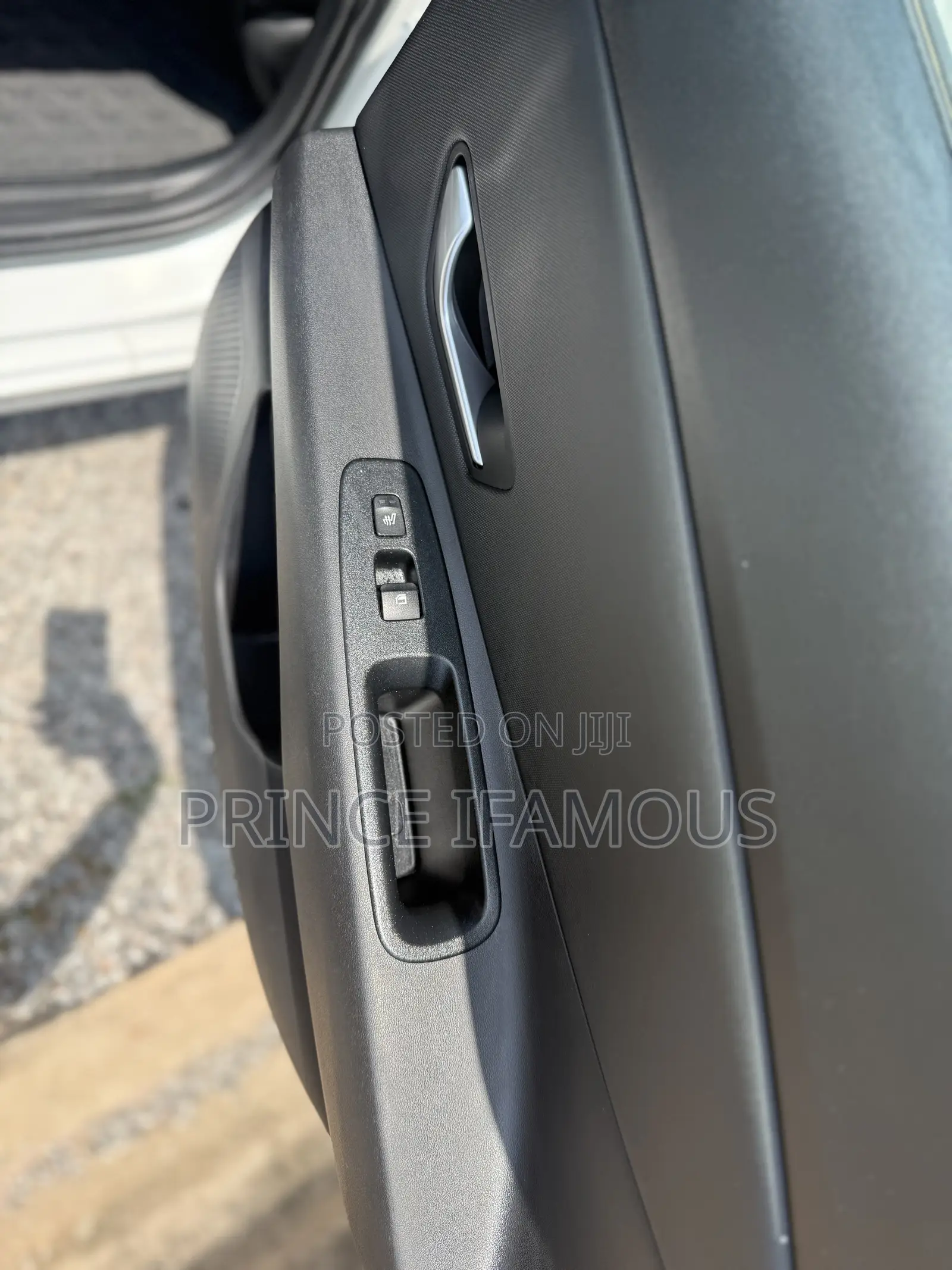 Hyundai Elantra Limited 2022 White