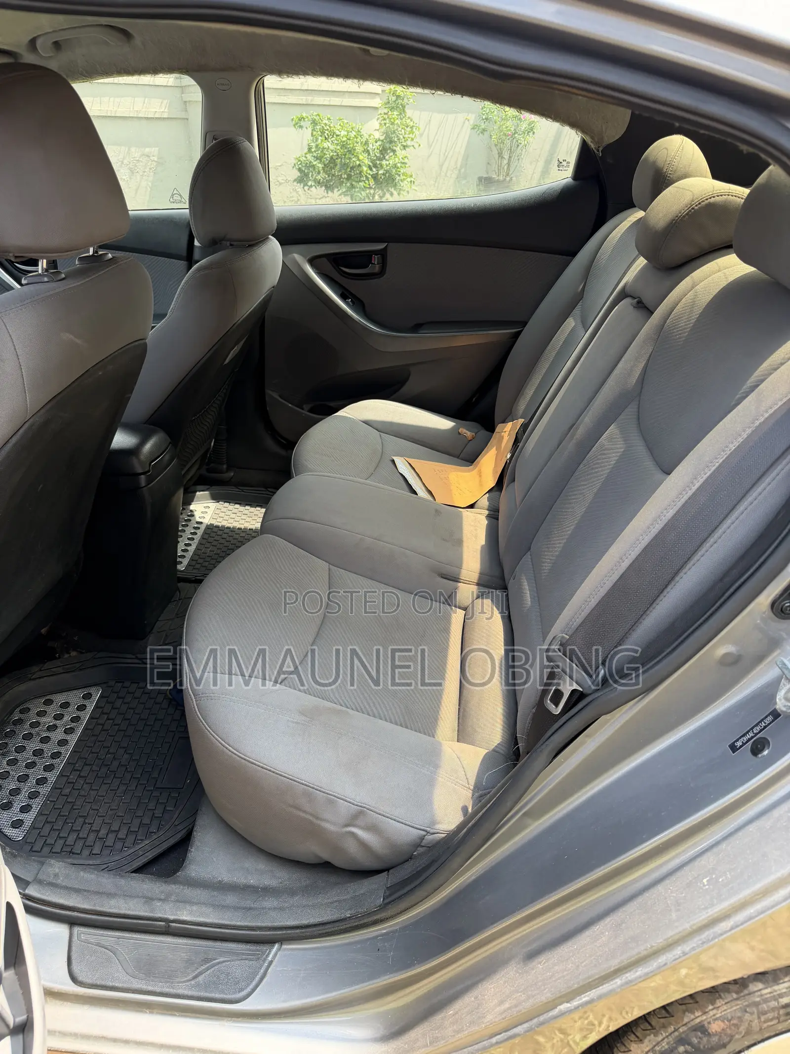 Hyundai Elantra 2013 Gold