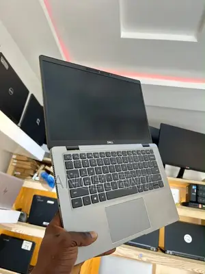 Laptop Dell Latitude 7320 16GB Intel Core i7 SSD 512GB