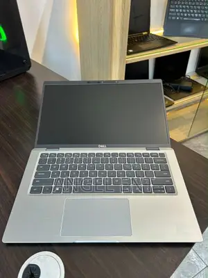 Laptop Dell Latitude 7320 16GB Intel Core i7 SSD 512GB
