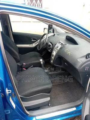 Toyota Yaris 1.5 Liftback 2009 Blue