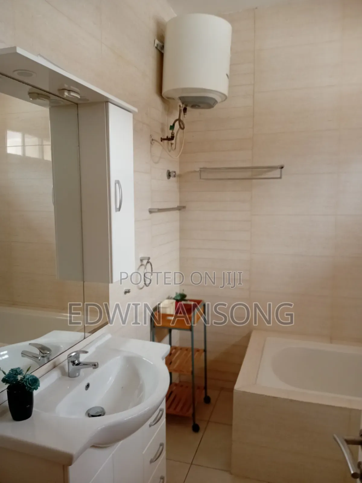 Furnished 4bdrm Villa in Sunshine Estate, Otano for rent