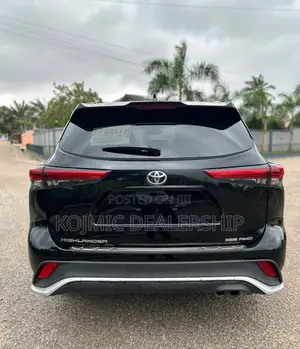 Toyota Highlander XLE 2022 Black