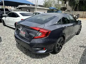 Honda Civic EX-L Sedan 2019 Gray