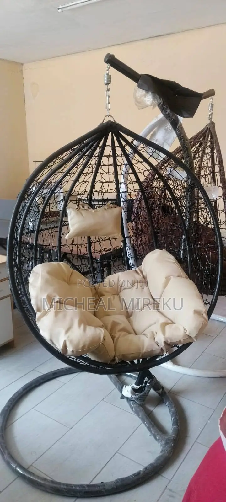Hanging Egg Chair