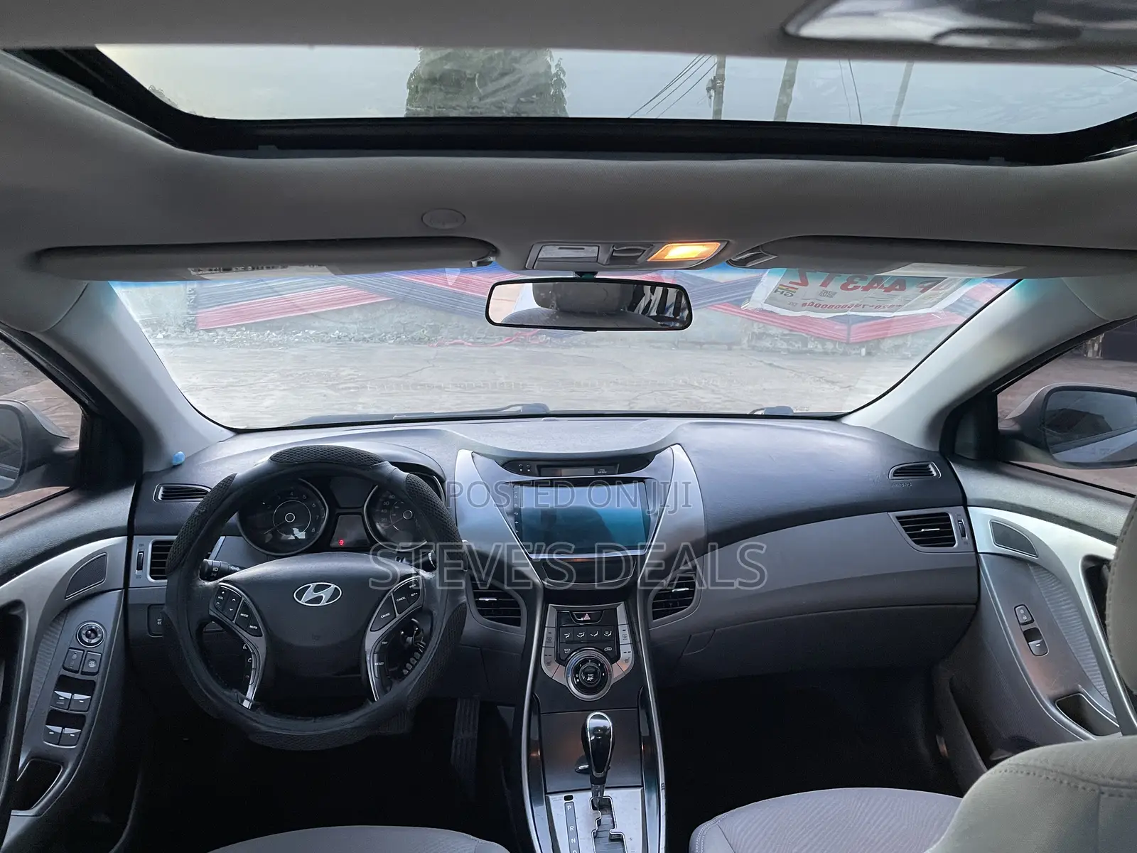 Hyundai Elantra Limited Sedan FWD (1.8L 4cyl 6A) 2013 Silver