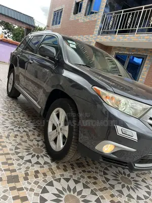 Toyota Highlander 2013 Gray