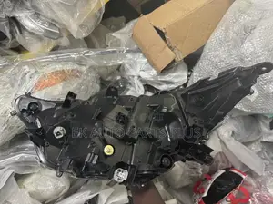 Toyota RAV4 HEADLIGHT 2019 2020 2021