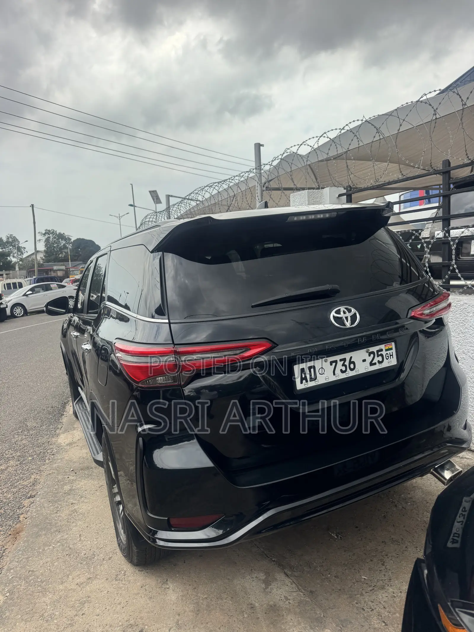 Toyota Fortuner 2.5 D AWD 2024 Black