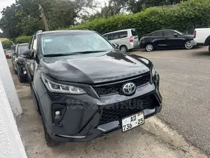 Toyota Fortuner 2.5 D AWD 2024 Black