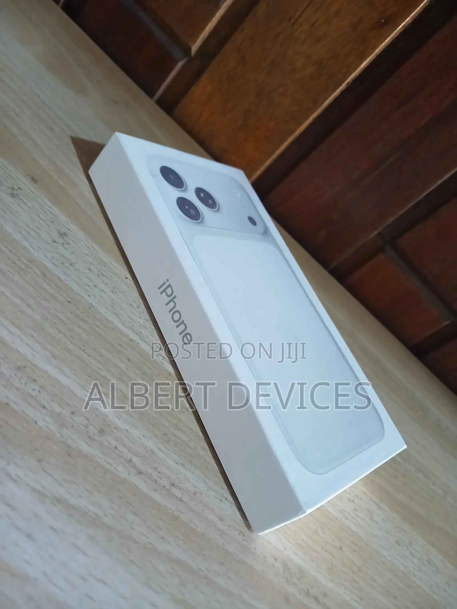 New Apple iPhone 17 Pro Max 1 TB Silver
