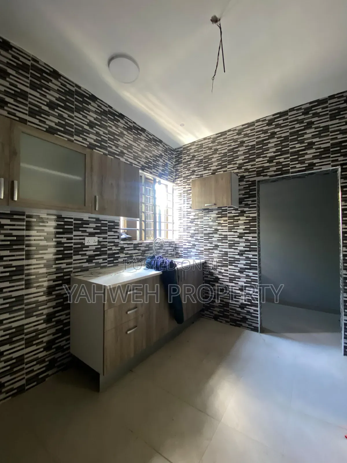 4bdrm House in Spintex, Baatsona Total for rent