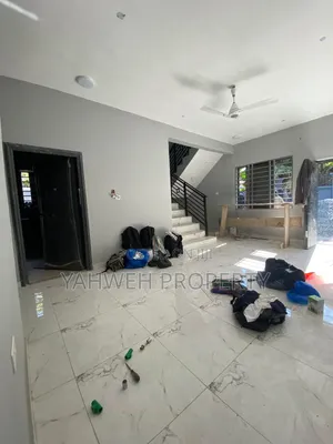 4bdrm House in Spintex, Baatsona Total for rent