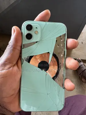 Apple iPhone 11 64 GB Green