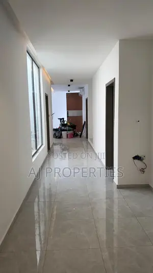 3bdrm House in East Legon for sale