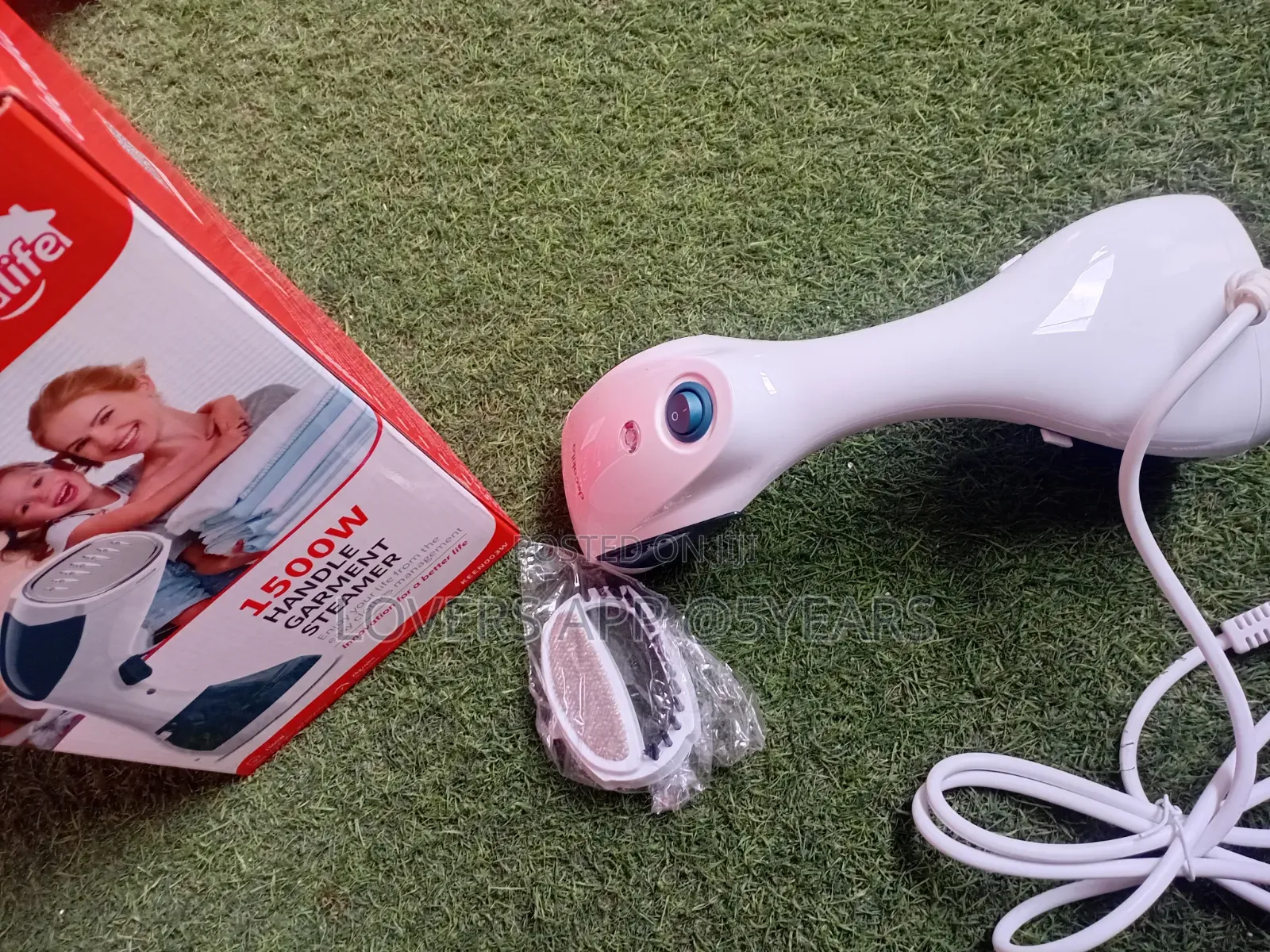 Easy-to-Use Decakila Garment Steamer – Simple Everyday Clothing Care