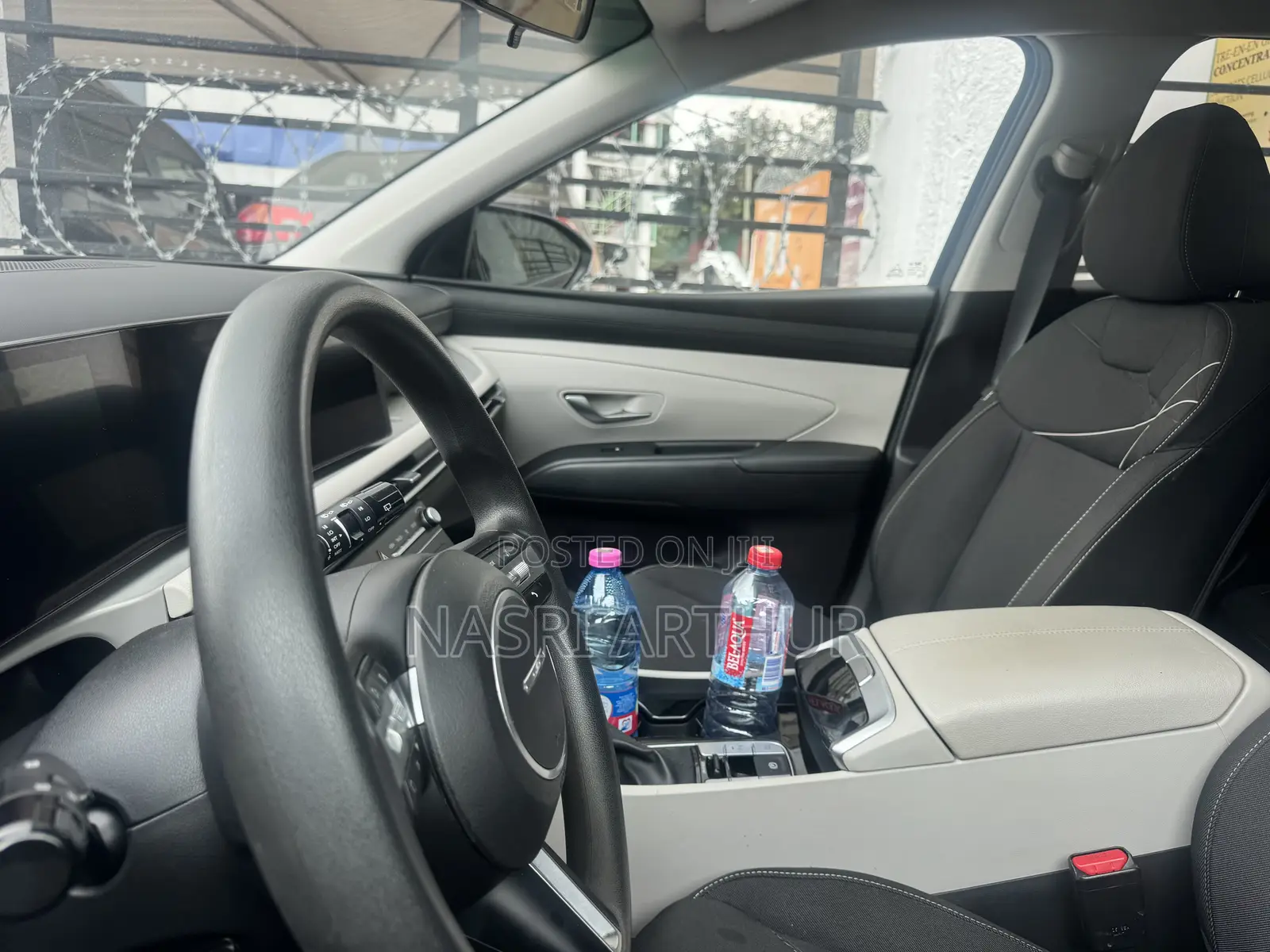 Hyundai Tucson SE 2024 Black