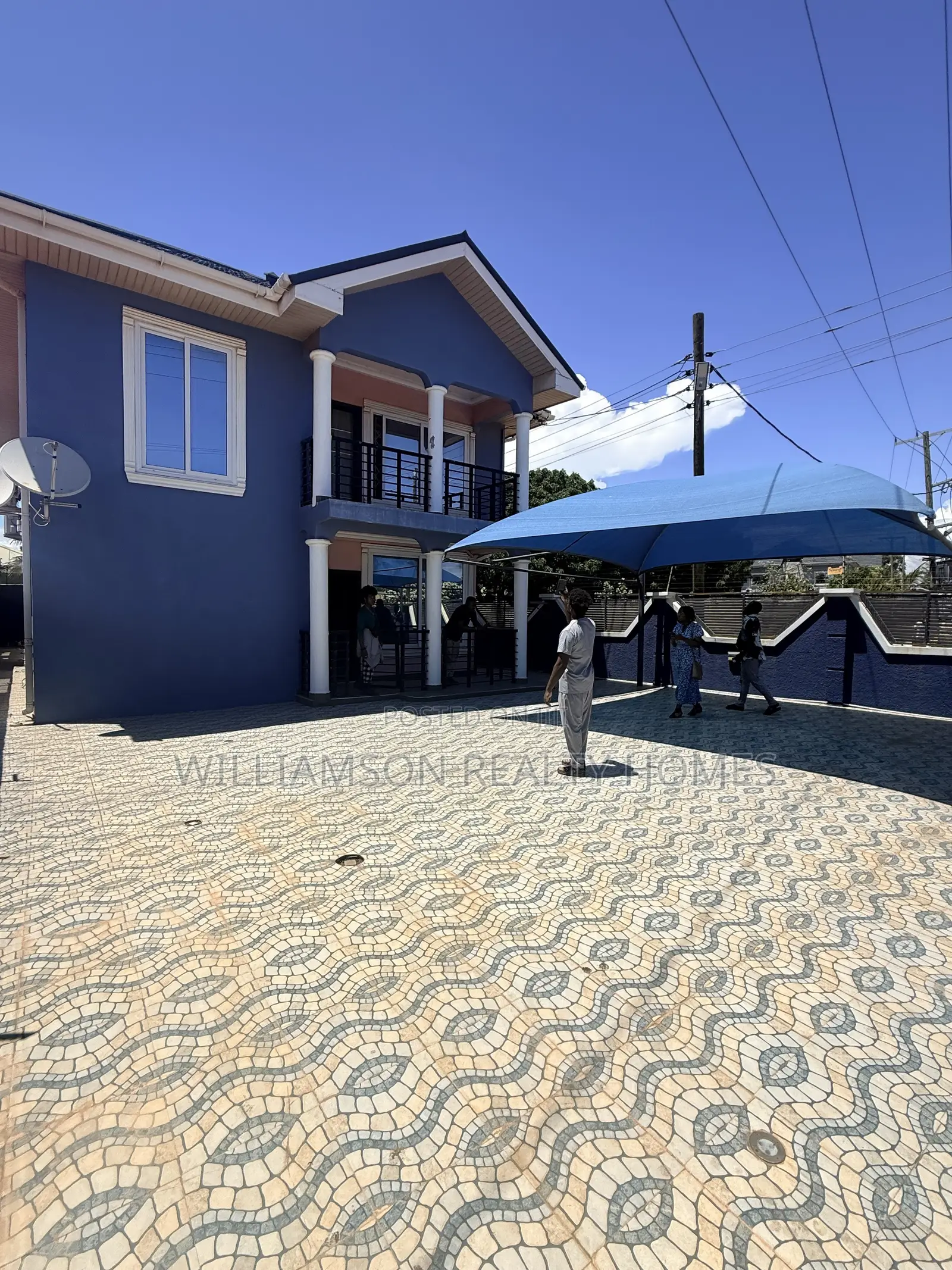 4bdrm House in Spintex Main Road for rent