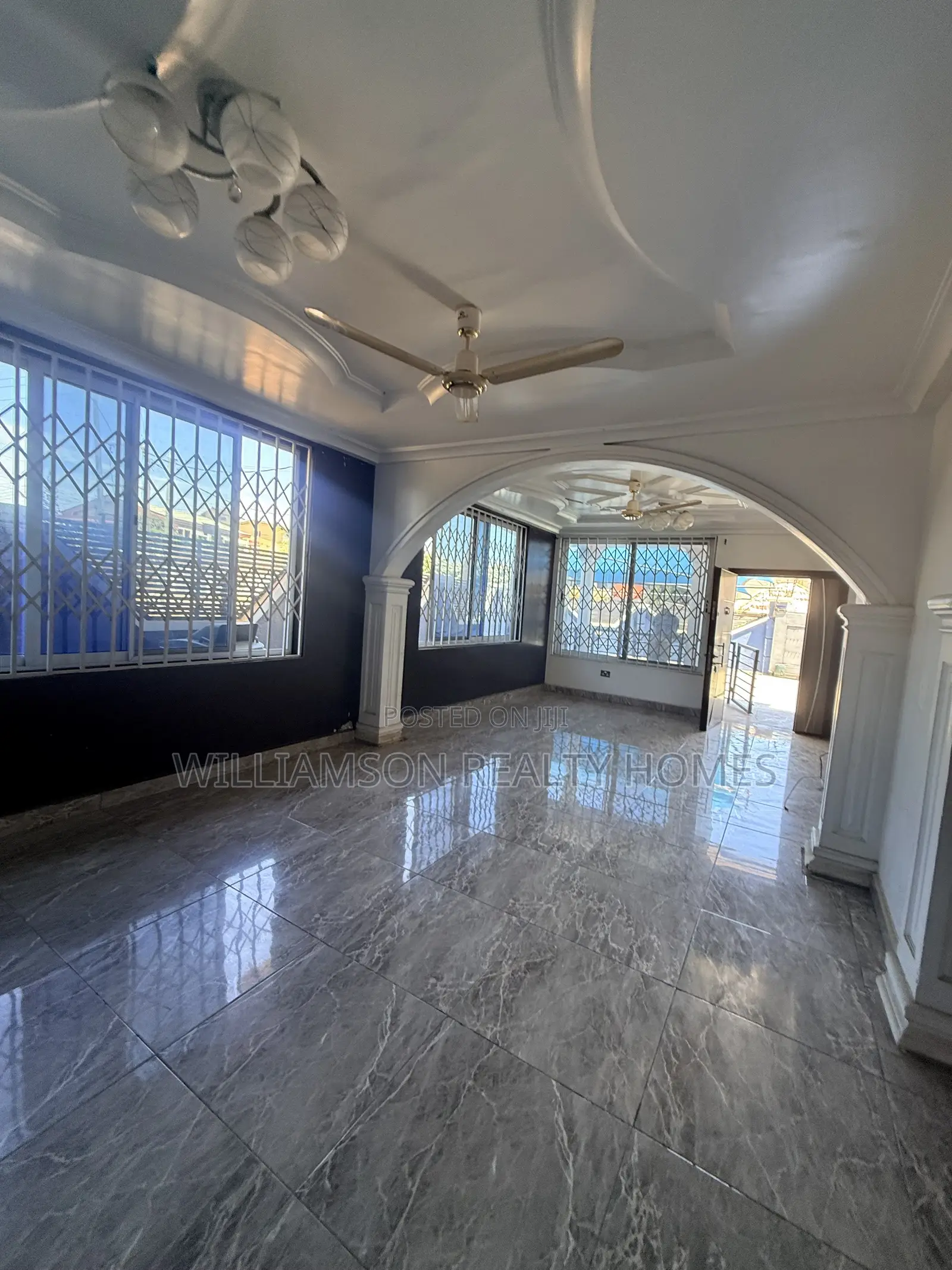 4bdrm House in Spintex Main Road for rent