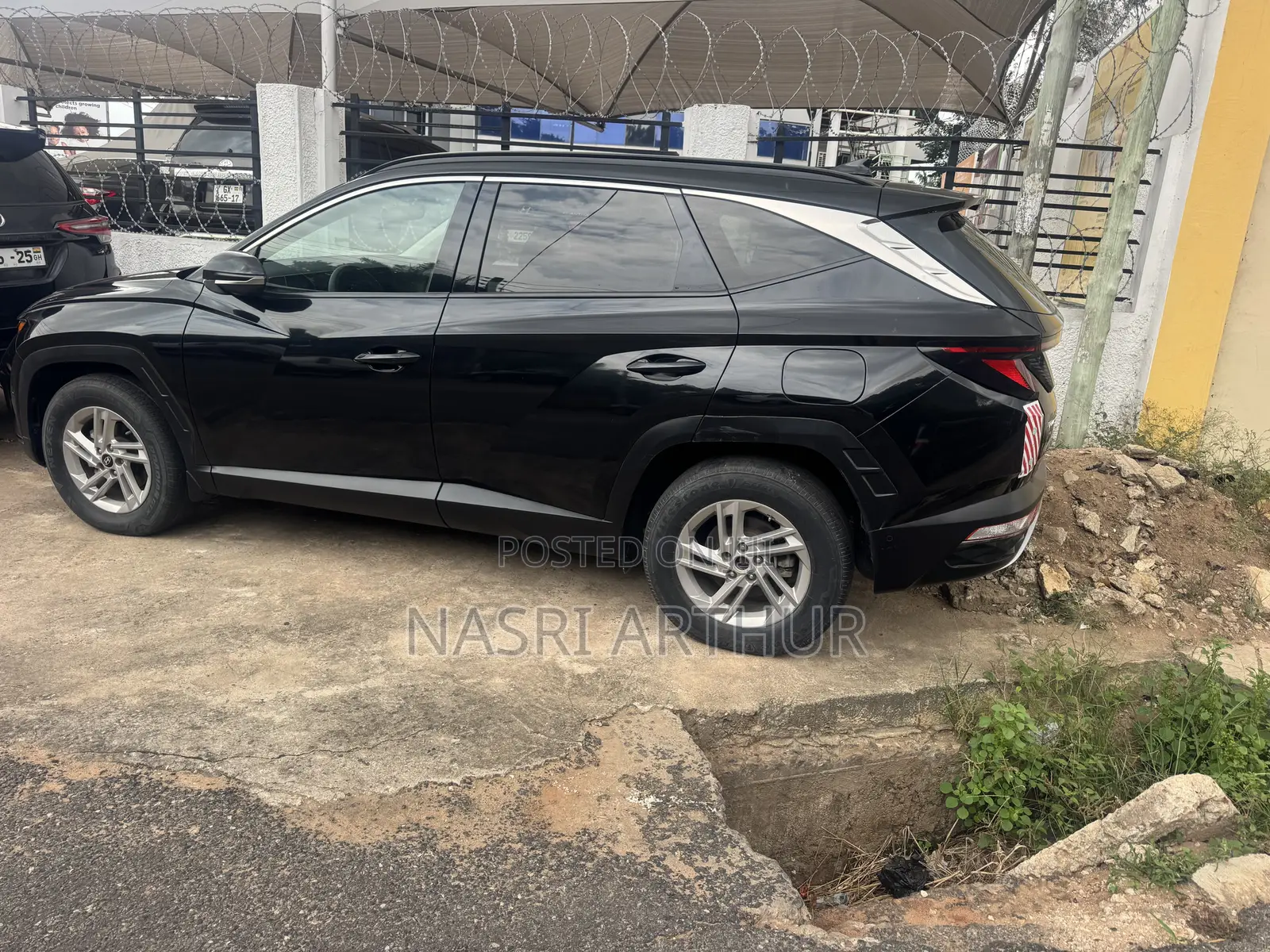 Hyundai Tucson SE 2024 Black