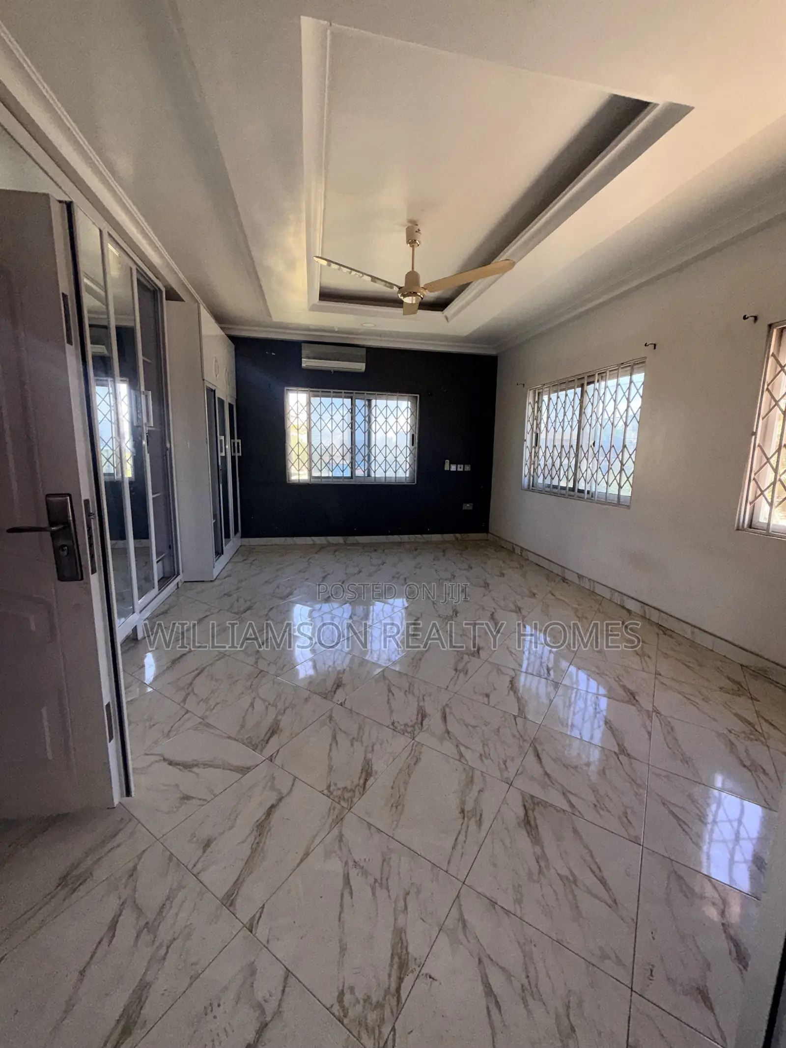 4bdrm House in Spintex Main Road for rent